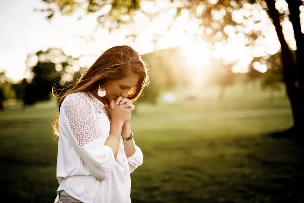 LỊCH CẦU NGUYỆN THÁNG 4-2019 - CẦU NGUYỆN CHO NHIỀU PHỤ NỮ NHẬN ĐƯỢC MÓN QUÀ CỨU RỖI