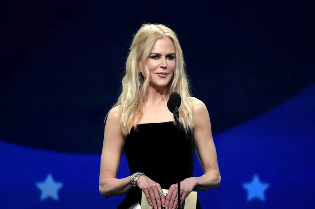 Nicole Kidman Chia Sẻ Rằng Bạn Của Mình Đã “Chế Giễu” Niềm Tin Với Chúa Và Việc Nuôi Dạy Con Trong Nhà Thờ Của Cô
