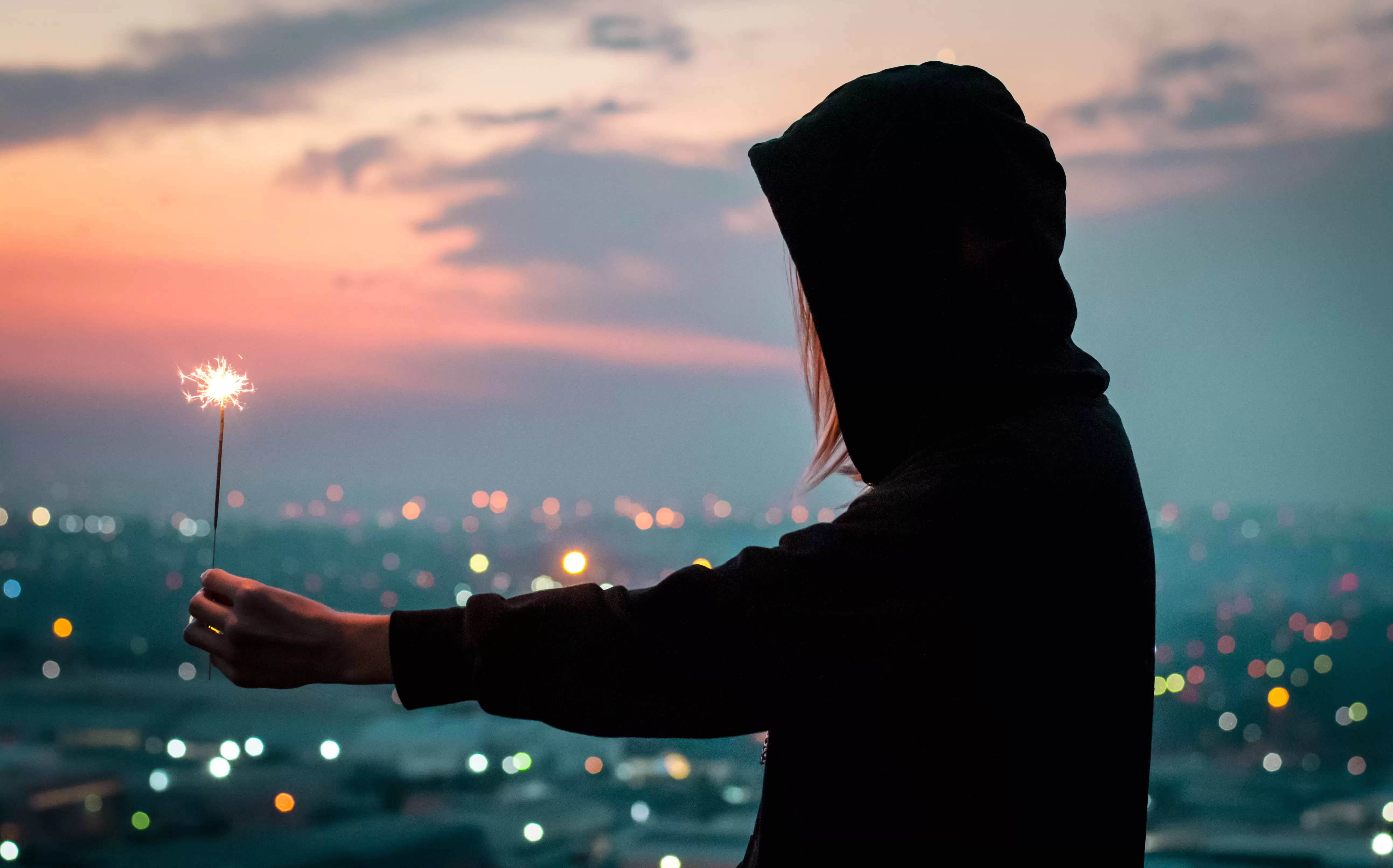 Có Phải Chúa Không Nhìn Vào Những Việc Chúng Ta Làm Mà Là Con Người Thật Của Chúng Ta?