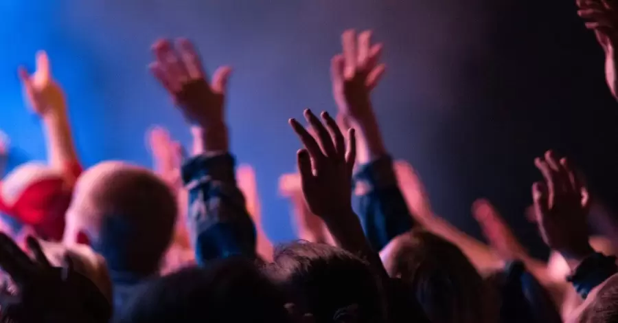 Hơn 200 Người Dâng Đời Sống Của Mình Cho Đấng Christ Trong Cơn Phấn Hưng Ở Georgia