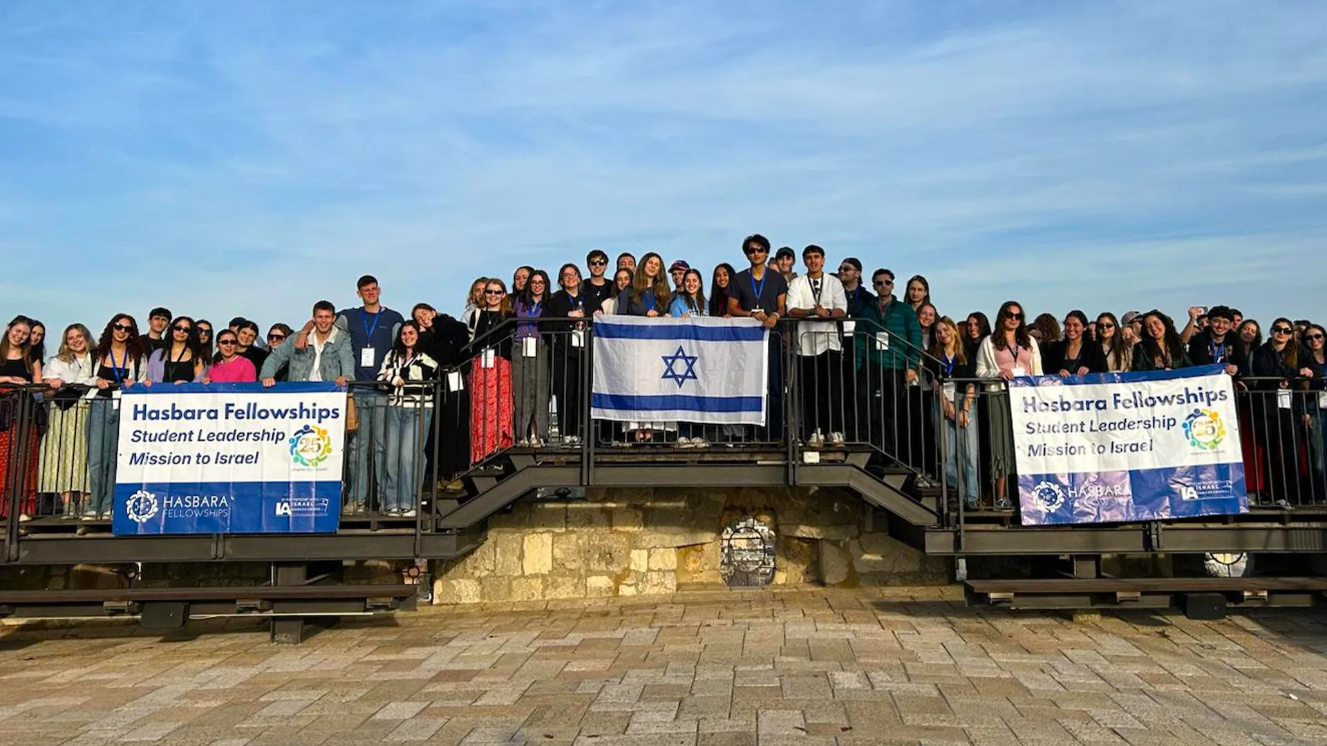 “Tôi Bị Gọi Là ‘Phát Xít’ Ngay Trong Khuôn Viên Trường”: 80 Thủ Lĩnh Sinh Viên Mỹ Đến Israel Để Đối Diện Và Chống Lại Làn Sóng Bài Do Thái